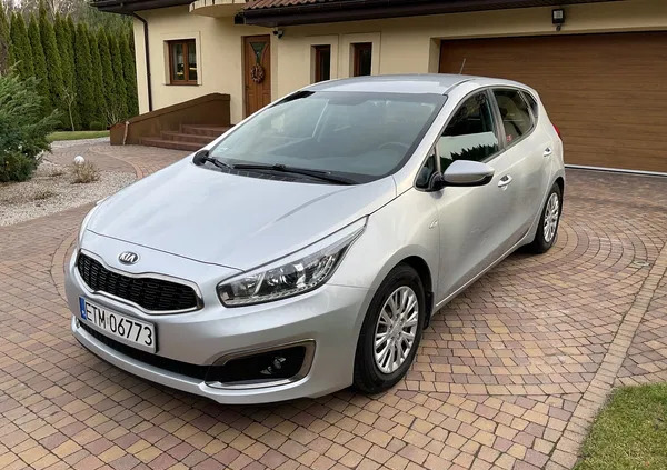 lesko Kia Ceed cena 37900 przebieg: 199650, rok produkcji 2015 z Lesko